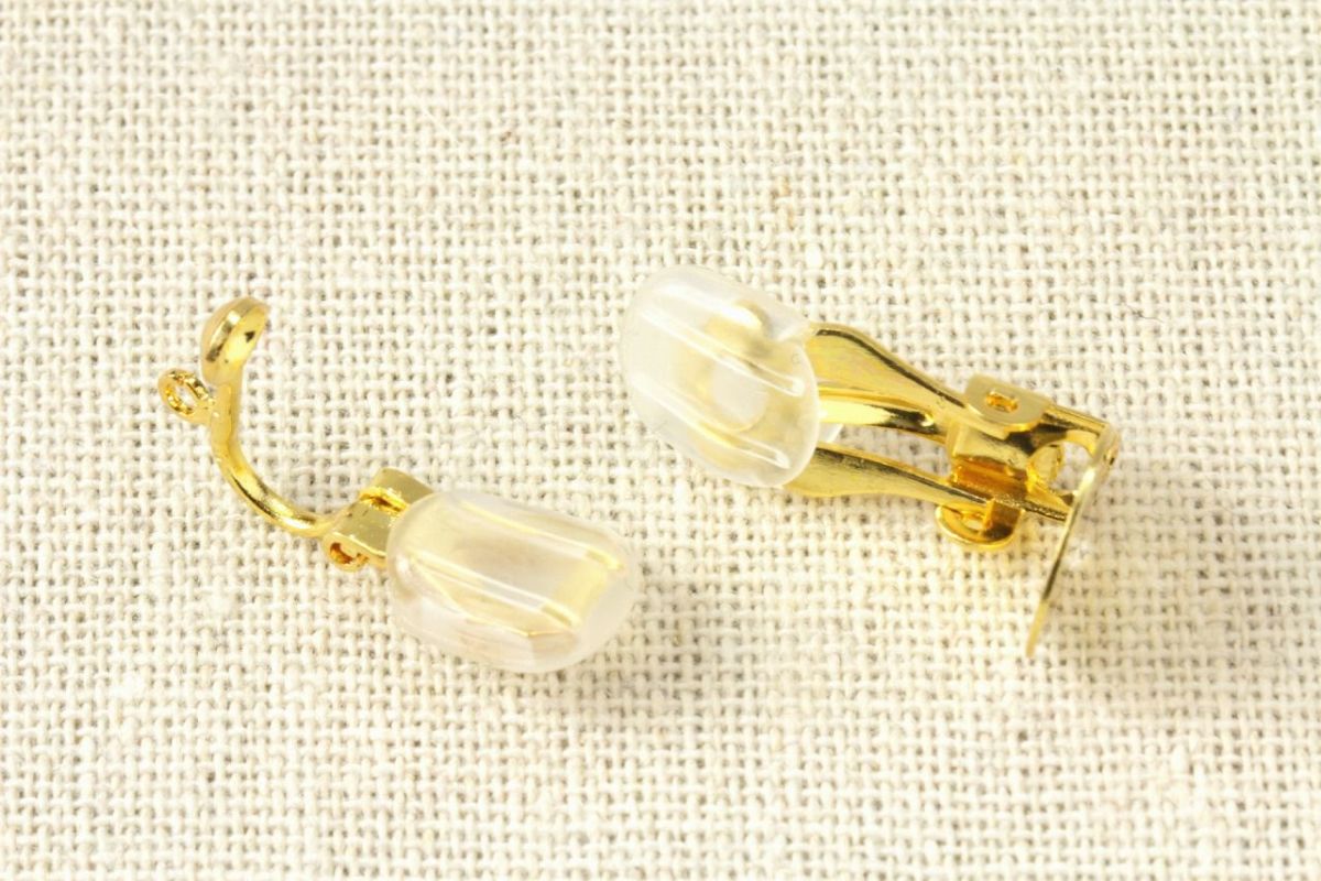 [10個]イヤリング用シリコンカバーB蝶バネクリップクリア透明樹脂素材