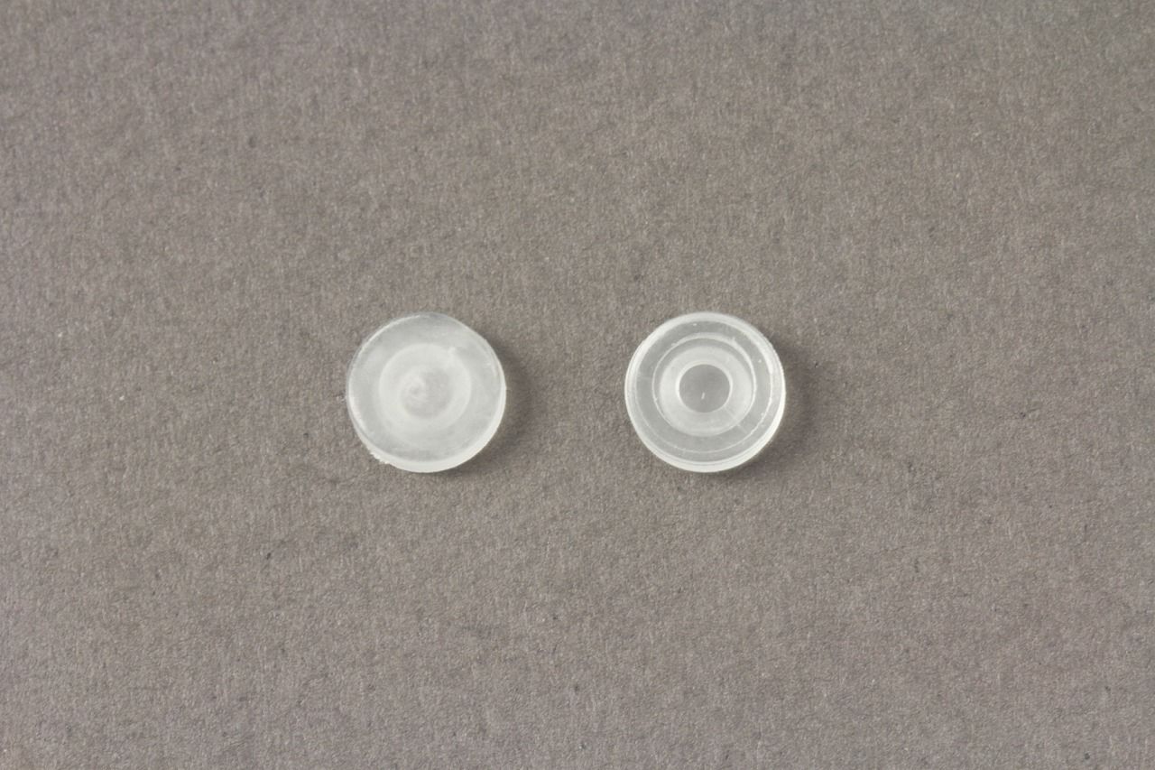 [20個]イヤリング用シリコンカバーAクリア透明樹脂素材痛み軽減