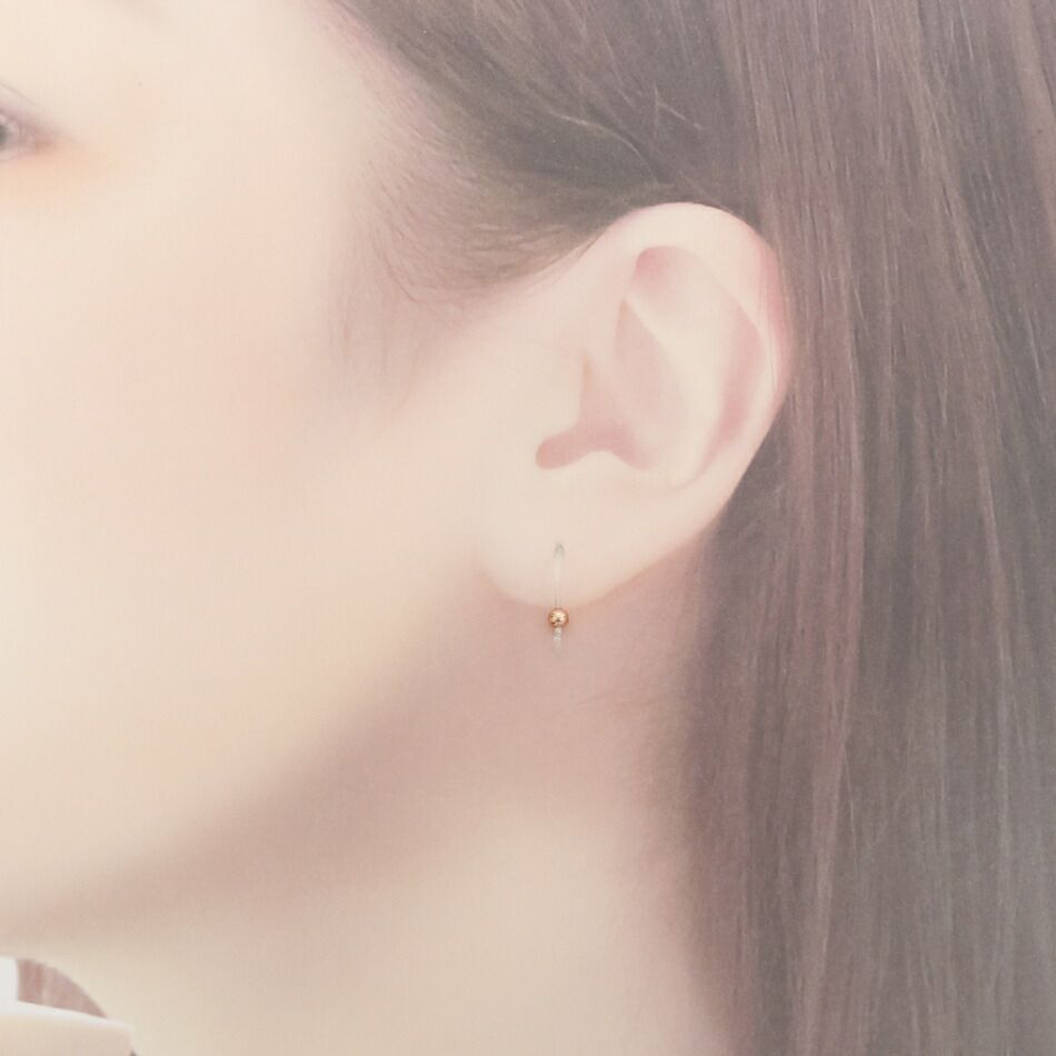 珠付き 樹脂 ピアスフック ピンクゴールド 着用イメージ