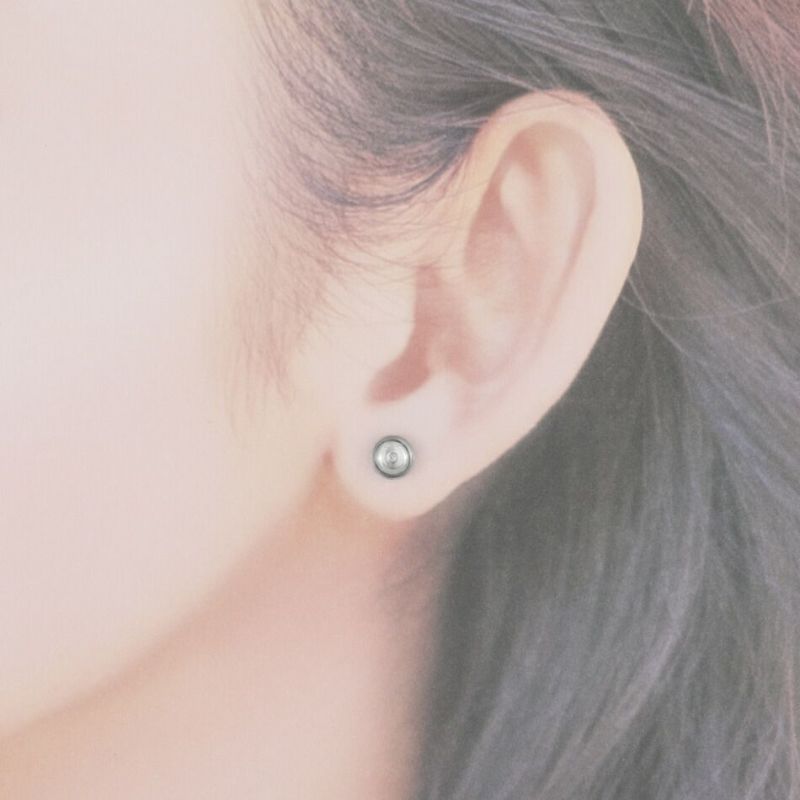 お椀皿 6mm ピアス ［ 銀 シルバー ］イメージ画像