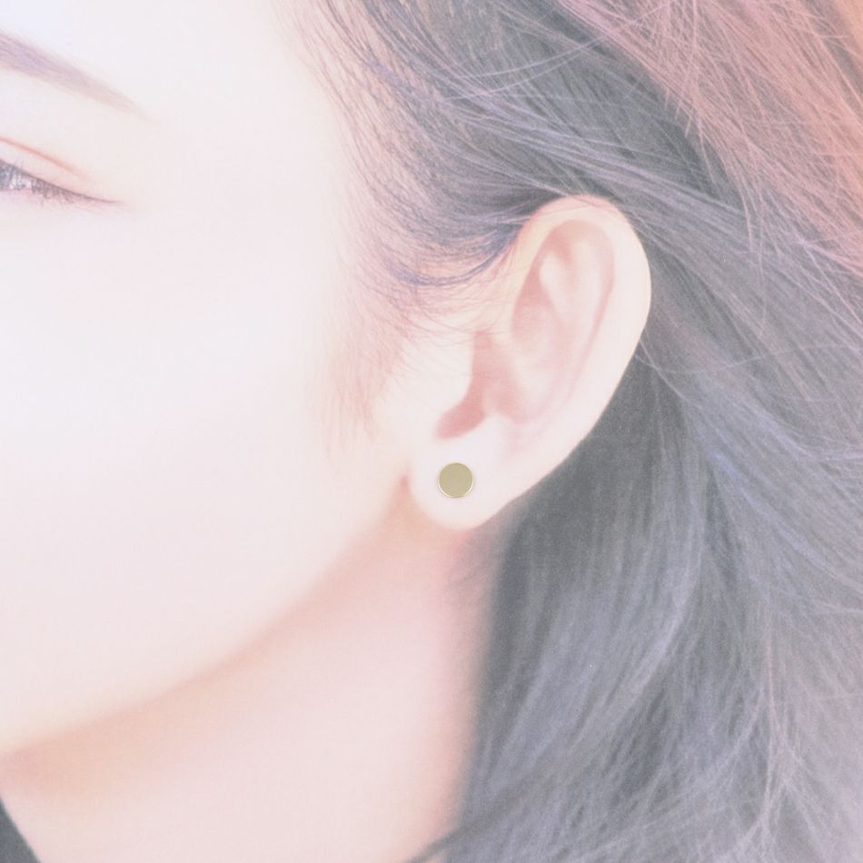 ポストのみ ロングポスト 丸皿 6mm ピアス 着用イメージ