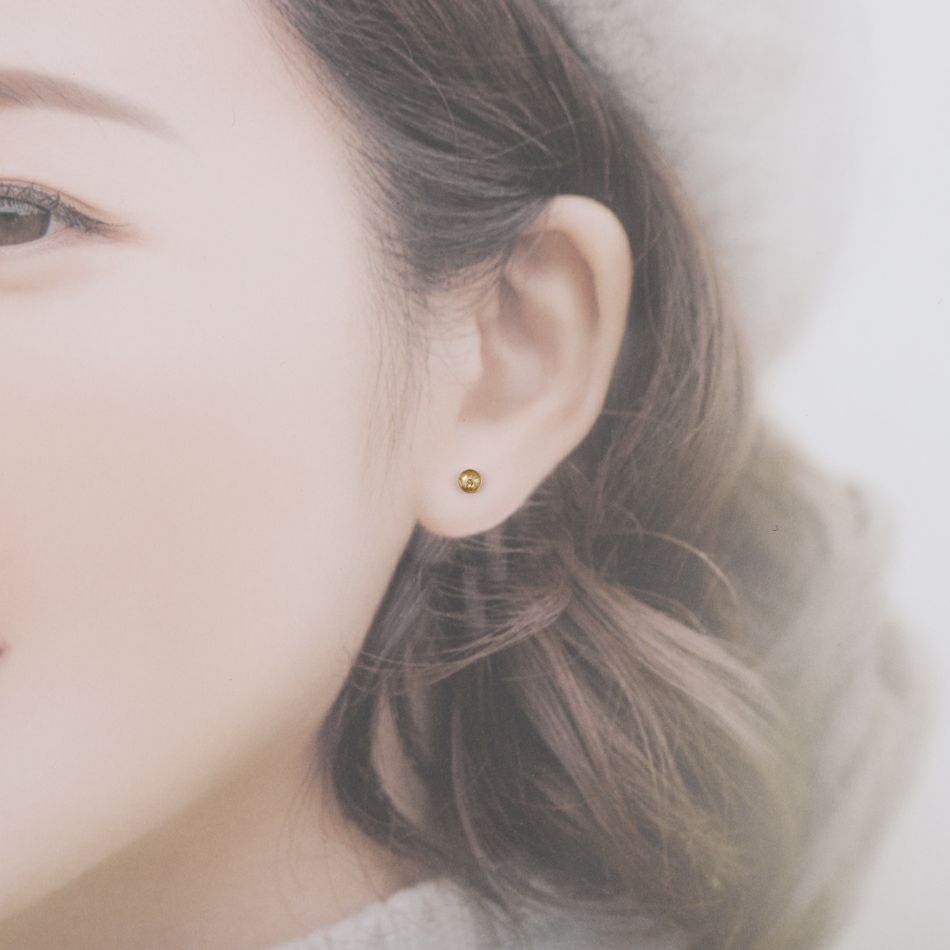 [10個]サージカルステンレス*長い*芯有りお椀ピアス3mm［ゴールド金］キャッチ付きパーツ金属アレルギー対応